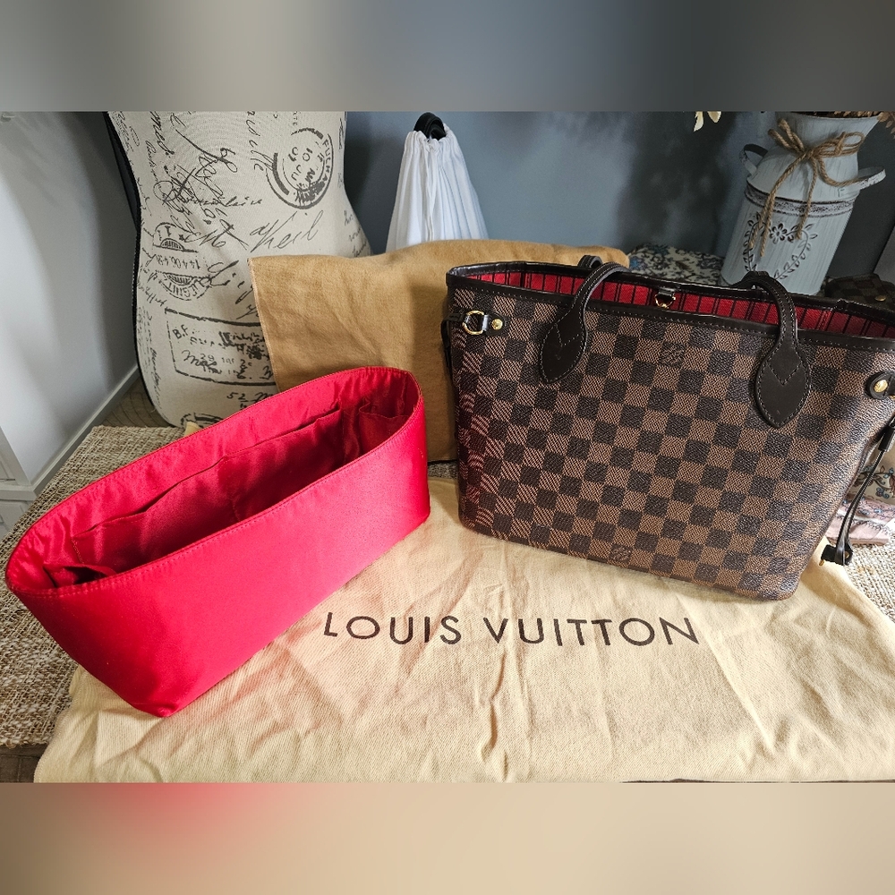 Louis Vuitton Damier Ebene Neverfull PM